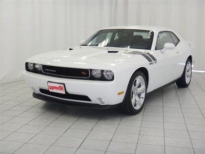 R/t 5.7l hemi coupe 6 speed manual trans low miles cat back exhaust
