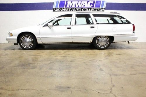 Only 31k miles!~lt1~wagon~5.7 liter v8~3rd row seats~elec. defrost~full spare~