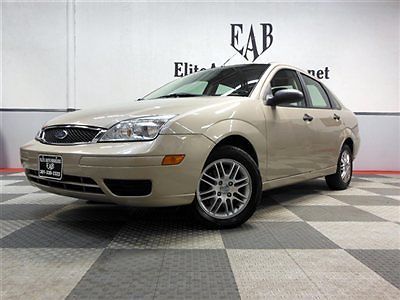 2007 focus se-carfax certified-looks and runs great