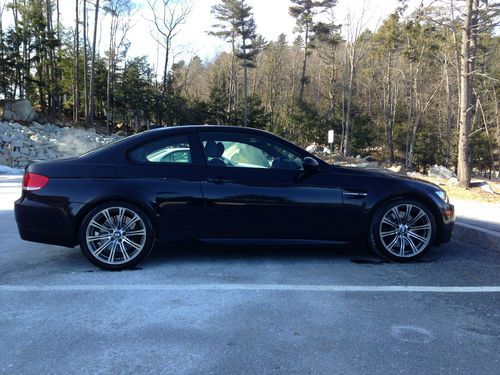 2008 bmw m3 base coupe/ 6 speed manual/ mint condition/ super low reserve!
