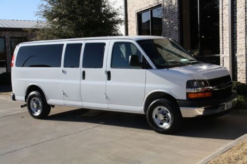 6.0l v-8,6-speed auto,15-passenger seating,rear a/c &amp; heat,3.42 axle,1-owner