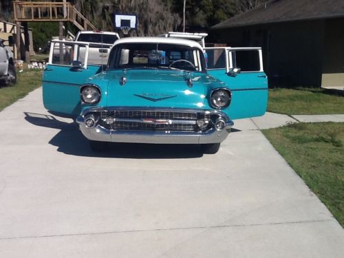 1957 chevy 210 wagon  mid west car ,rust free,great driver, image 2