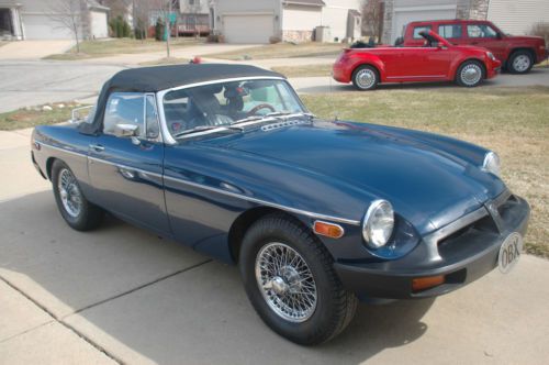 1979 mg mgb mk iv  w/ overdrive. excellent condition.custom leather int. wires.