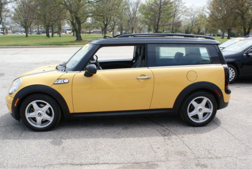 2009 mini cooper clubman wagon 3-door 1.6l very rare yellow!! keyless start!!