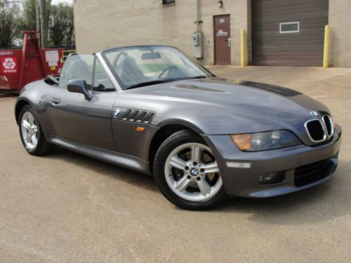 1999 bmw z3 roadster convertible  2.8l low miles heated seats