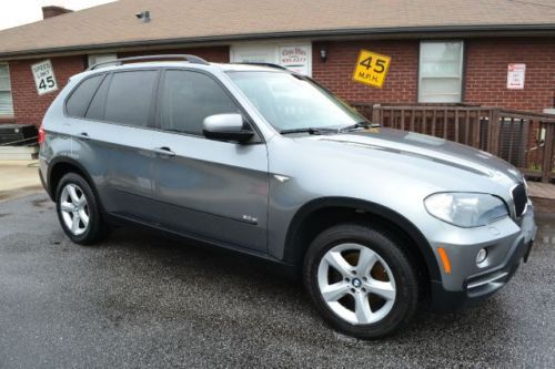 2007 bmw x5 low miles 3rd row seat, clean, new tires, heated seats, pano sunroof