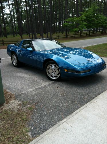 1993 40th aniversary edition blue teal corvette