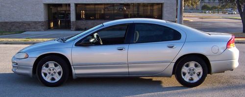 2002 dodge intrepid se excellent cheap transportation runs and drives great