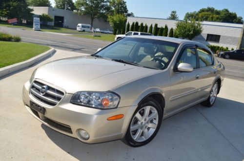 2003 nissan maxima gle leather, roof low miles , no reserve