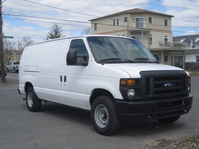 2009 ford econoline e150 cargo van only 22,000 miles ready for work no reserve!!