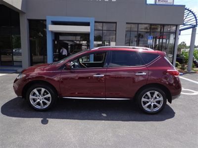 Loaded platinum edition murano- heated front and back seats and wheel