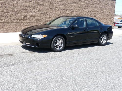 2002 pontiac grand prix gt sedan 3.8l..45,986 miles!! black beauty