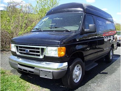 Ford conversion 8 passenger executive limo van - low miles - must see