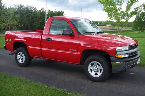 2000 chevrolet silverado 1500 low mileage one owner 4x4 v6 5 speed short box