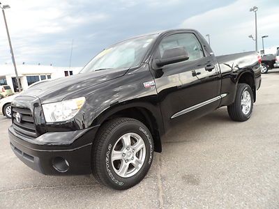 2007 toyota tundra short bed with only 39k miles sr5