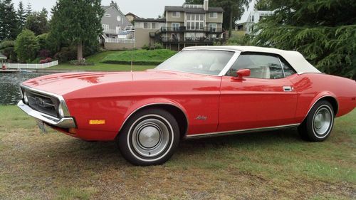 Convertible, low miles, tampico red, white interior, numbers matching, original