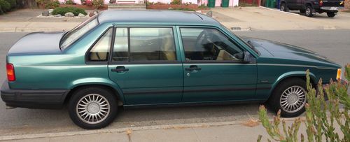 1994 volvo 940 t sedan 4-door 2.3l