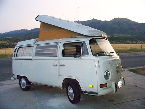 1970 volkwagen westfalia camp-mobile