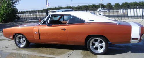 1970 dodge charger r/t-440 restored car-auto, ac car-fender tag fast/rare/nice