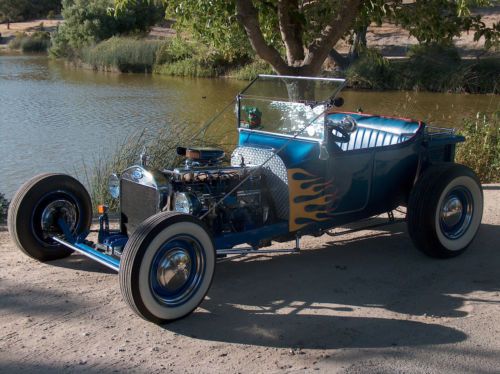 1923 ford t-bucket roadster with matching trailer