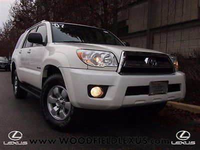2007 toyota 4runner; extra clean!!