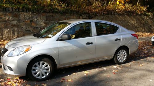 2012 nissan versa for sale - - - moving must sell