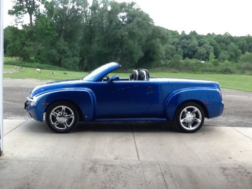 Buy Used 2006 Chevy Ssr Black Interior Pacific Blue