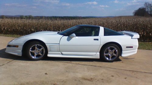 Sweet 1992 white corvette coupe