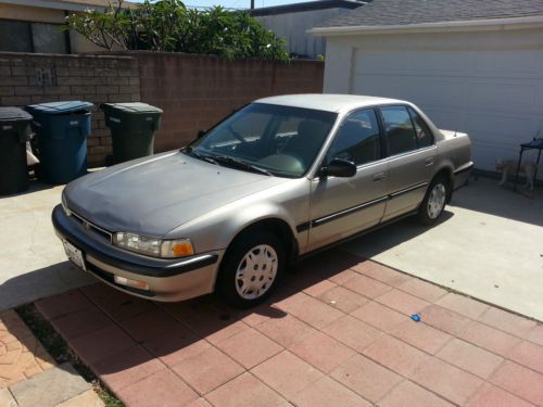 1990 honda accord in very good condition