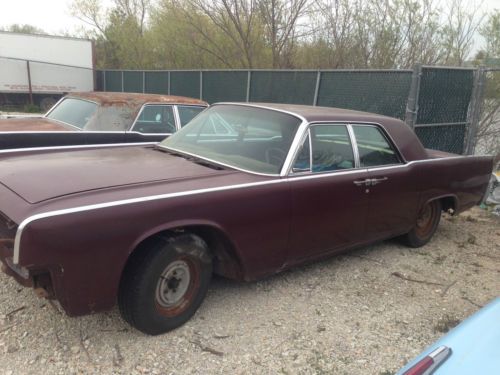 Lincoln continental 1961 very solid project car w parts car