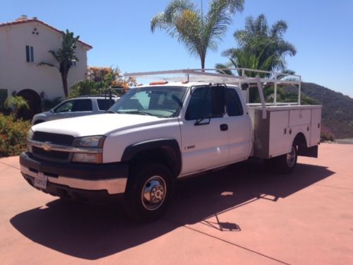 4x4 extended cab,  stall utility bed, allison automatic transmission, tow packag
