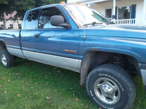 2002 dodge ram 2500 4x4 cummins diesel