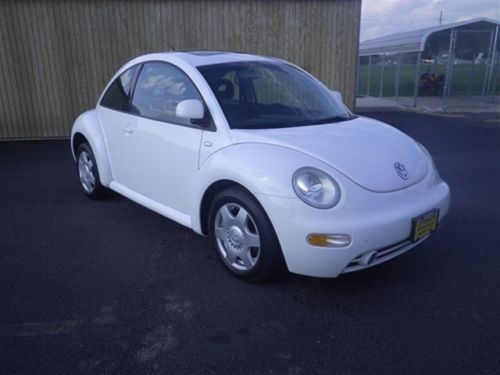 2000 volkswagen beetle gls hatchback 2-door 2.0l