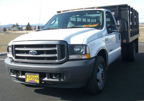 2004 ford f350 stakebed powerstroke diesel with only 75,381 miles!!