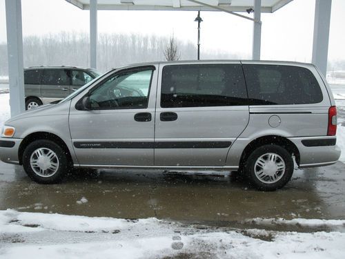 2005 chevrolet venture,  mini passenger van. immaculate condition.