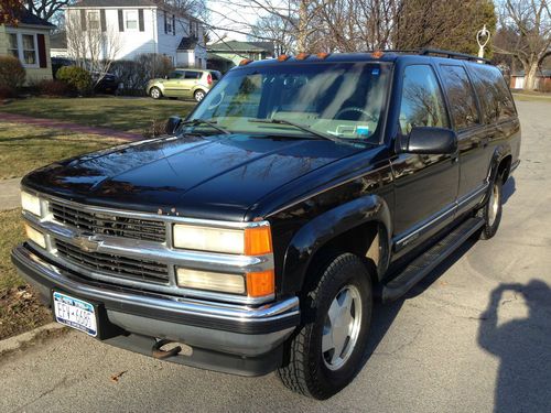 1998 chevrolet suburban 4wd lt  hd towing package  leather 3rd row seat
