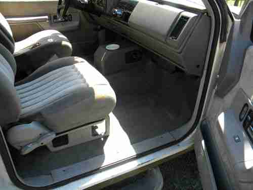 1992 Chevrolet Blazer Silverado Sport Utility 2-Door 5.7L, image 4