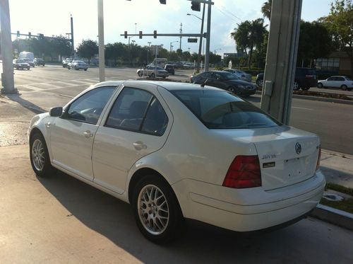 2001 jetta wolfsburg edition, cold a/c, loaded, 1.8t, manual transmission