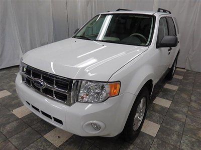 2012 ford escape xlt 4wd only 26k warranty tinited cd aux sat 4x4 awd