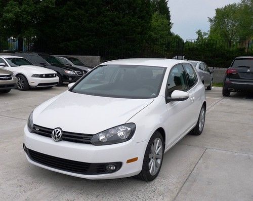 2012 vw golf tdi only 1300 miles 6 spd manual 17 inch aluminum wheels