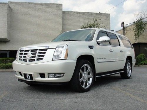 Beautiful 2008 cadillac escalade esv, loaded with options, just serviced
