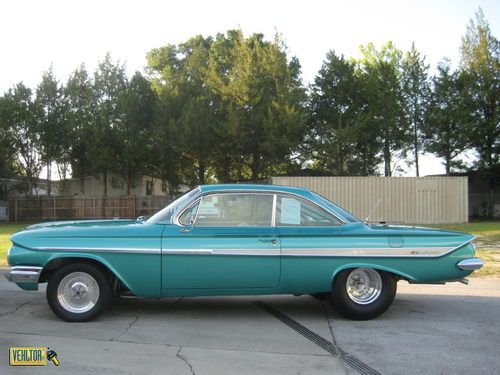 1-of-akind restored show winner chevy 61 impala "sport" bubbletop v8 454 &gt;videos