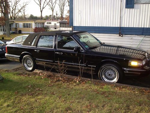 Find Used 1997 Lincoln Town Car Signature Sedan 4 Door 6l In Image 1997 Lincoln Town Car Signature Sedan 4 Door 6l Us 2 250 00