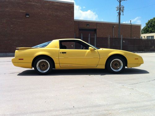 Find used 1992 Jamaica Yellow Trans Am, Rare color, All ...