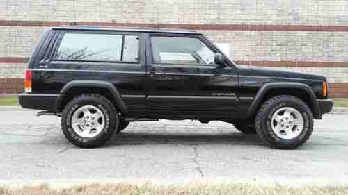 Find Used 1997 Jeep Cherokee Sport Sport Utility 2 Door 4 0l Rare