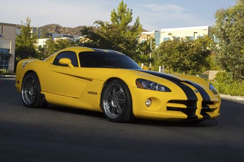 2006 dodge viper srt-10 coupe 2-door 8.3l supercharged