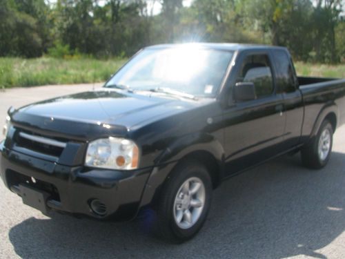 2003 nissan frontier xe extended cab pickup 2-door 2.4l