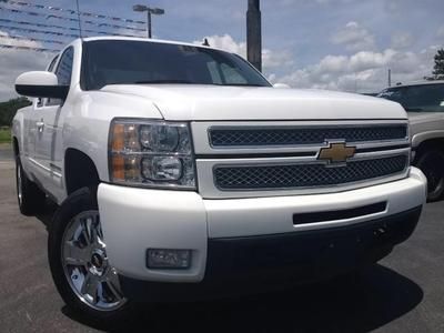 No kidding no reserve like new very low miles dont miss it buy it now4x4 ext cab