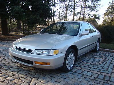 1996 honda accord coupe 2 door silver like new low miles no reserve !