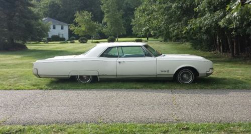 Vintage 1966 oldsmobile 98 2 door hardtop holiday coupe classic ninety eight